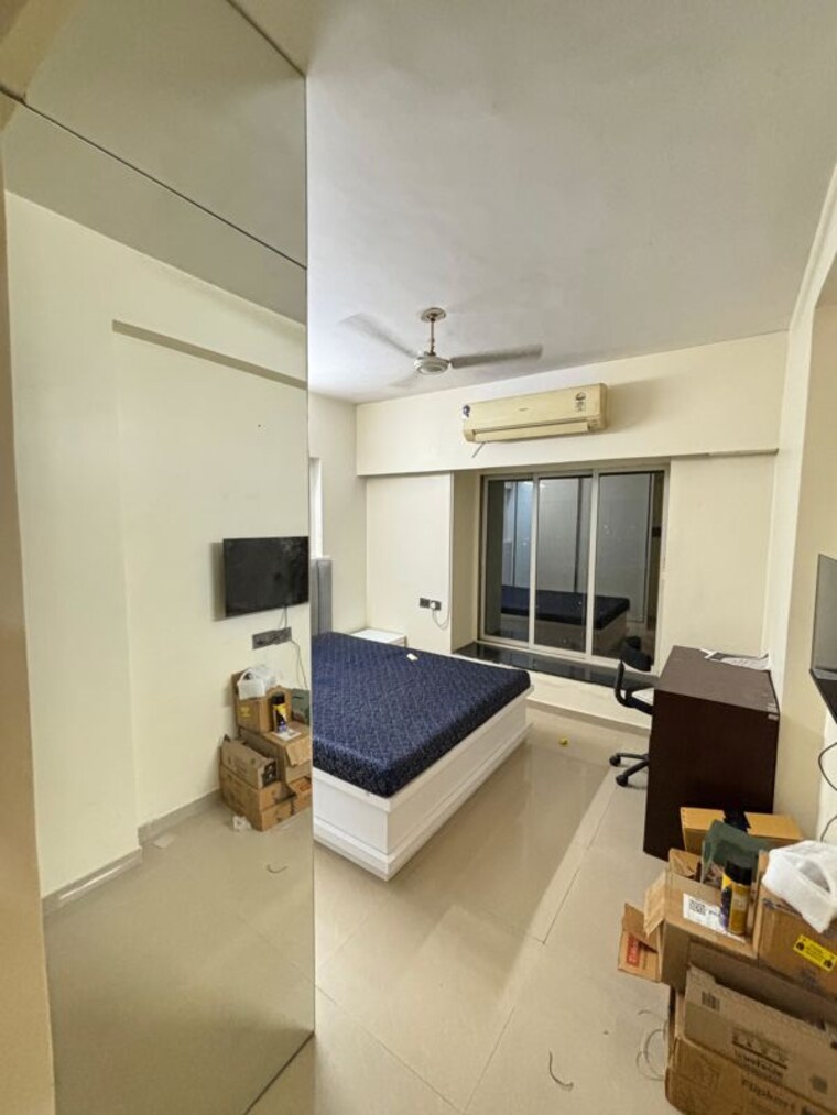 Bedroom, mantri-serene 1 Bedroom 600 Sq.Ft. Apartment In Goregaon East Mumbai 10586682