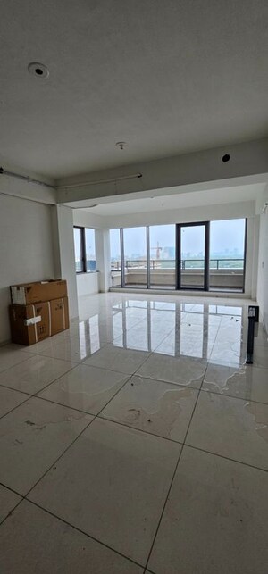 Room in  Office Space at Palak Prime, Sanidhya – for Rent