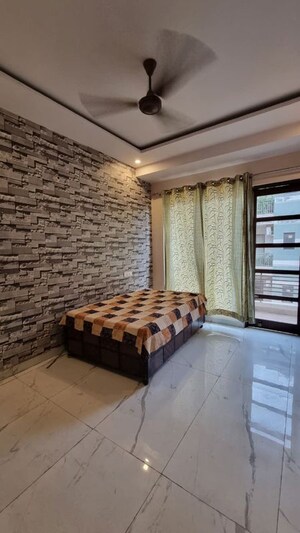 Bedroom in 3 BHK Apartment at Sunshine Enclave, Vip Road – for Rent