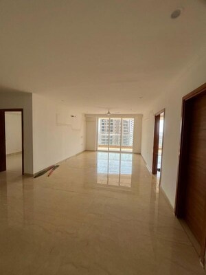 Room in 4 BHK Apartment at Omaxe New Chandigarh, North Mullanpur – for Rent