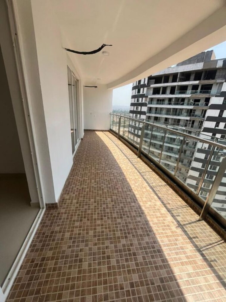 Balcony, omaxe-new-chandigarh 4 Bedroom 2800 Sq.Ft. Apartment In North Mullanpur Chandigarh 10586710