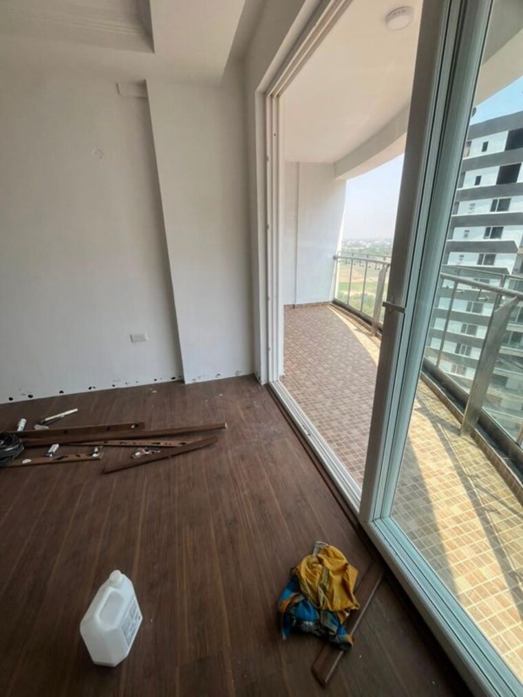 Balcony, omaxe-new-chandigarh 4 Bedroom 2800 Sq.Ft. Apartment In North Mullanpur Chandigarh 10586710