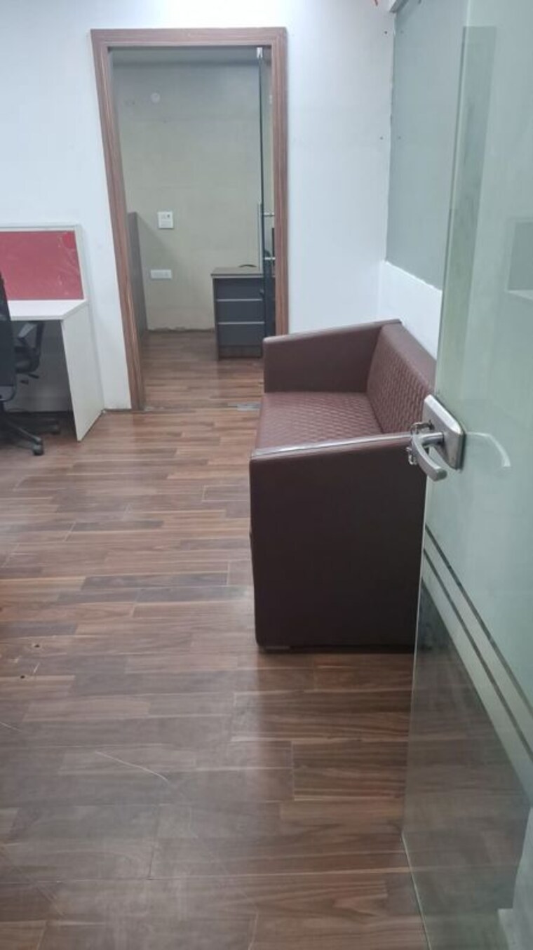 undefined, sector 2 Commercial Office Space 1000 Sq.Ft. In Sector 2 Noida 10586726