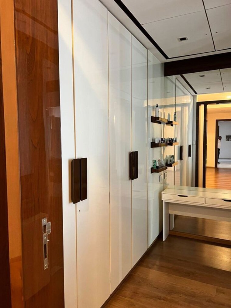 Cupboard, abil-gods-blessings 5 Bedroom 7500 Sq.Ft. Apartment In Koregaon Park Pune 10586701