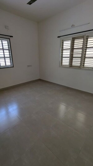 Room in 2 BHK Builder Floor at Happy Homes BTM Layout, Btm Layout – for Rent