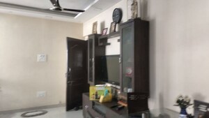 Room in 2 BHK Apartment at Tharwani Heritage, Kharghar Sector 7 – for Rent