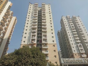 3.5 BHK Apartment – Exterior View View at Hawelia Valenova Park, Tech Zone 4 Greater Noida - for Sale