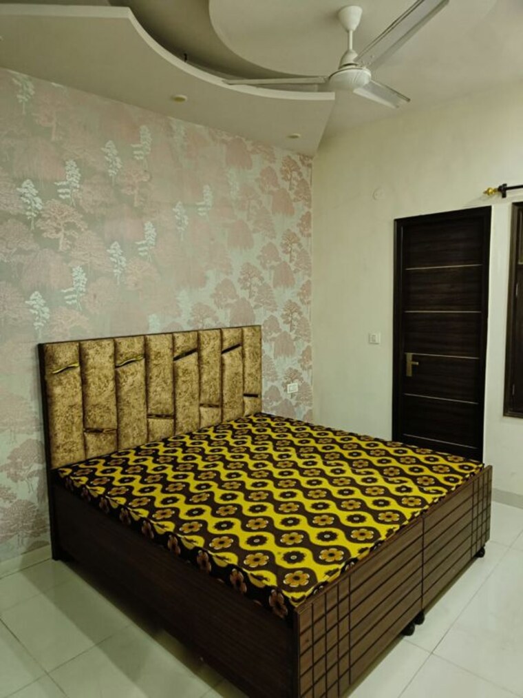 Bedroom, shiva-enclave-zirakpur 3 Bedroom 1900 Sq.Ft. Apartment In Patiala Road Zirakpur 10586762