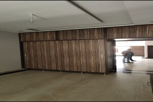Bedroom in 5 BHK Independent House at Sector 27 – for Rent