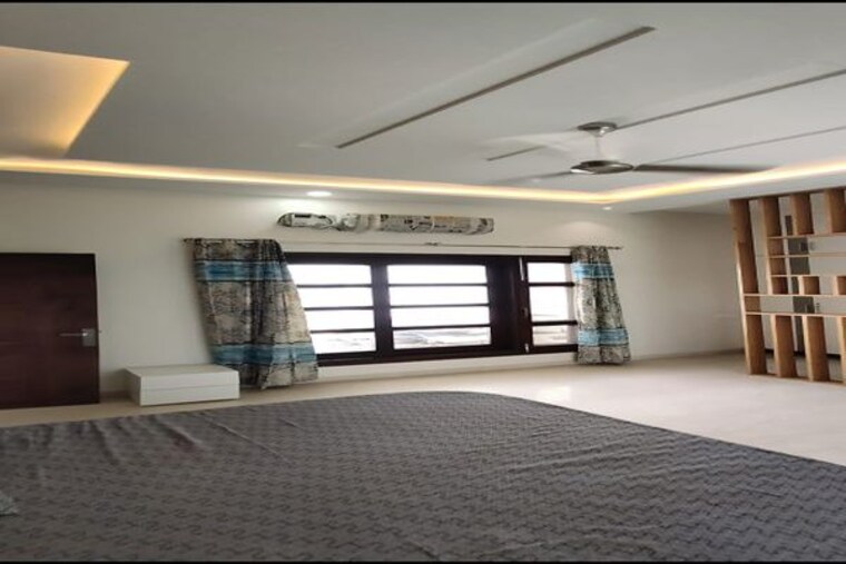 Bedroom, sector 27 5 Bedroom 3000 Sq.Ft. Independent House In Sector 27 Sonipat 10586804