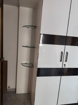 Furnished Amenities in 3 BHK Apartment at Clarion Park, Aundh – for Rent