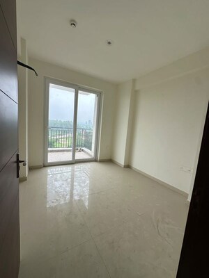 Room in 3 BHK Builder Floor at Omaxe New Chandigarh, North Mullanpur – for Rent
