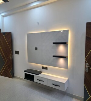 Furnished Amenities in 3 BHK Builder Floor at Maya Homes, Indrapuram – for Rent