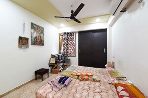 Bedroom in 3 BHK Apartment at Maninagar – for Sale