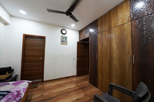 Room in 3 BHK Apartment at Maninagar – for Sale