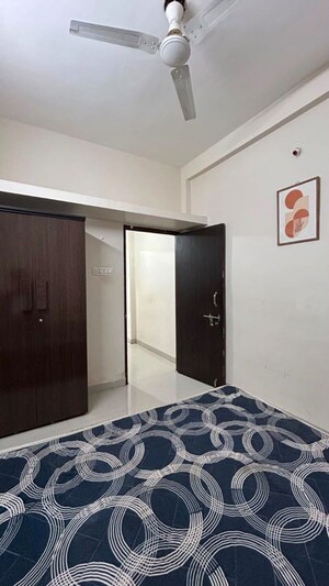 Bedroom in 1 BHK Builder Floor at Vijay Nagar – for Rent