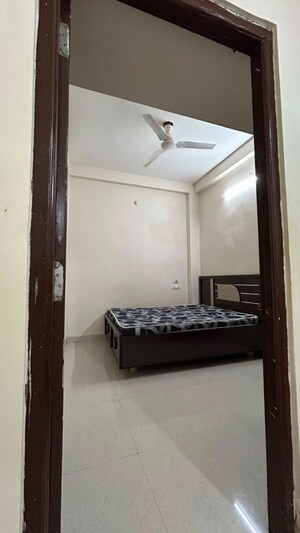 Bedroom in 1 BHK Builder Floor at Vijay Nagar – for Rent