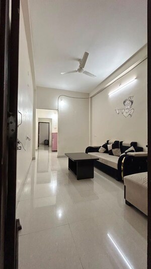 Team Area in 1 BHK Builder Floor at Vijay Nagar – for Rent