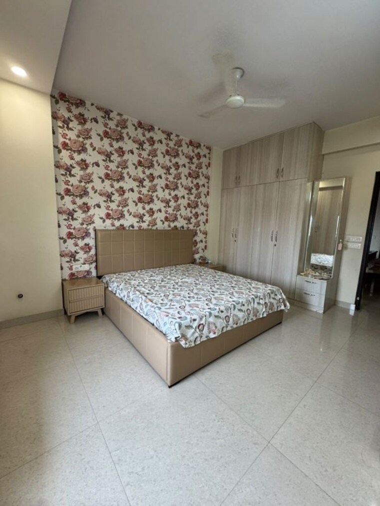 Bedroom, lord-krishna-apartment 4 Bedroom 3200 Sq.Ft. Apartment In Sector 43 Gurgaon 10586829