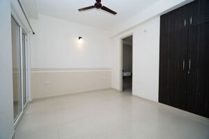 Room in 2 BHK Apartment at Arihant Ambar, Sector 1 Greater Noida – for Sale