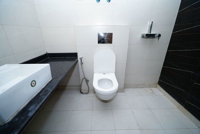 Bathroom, arihant-ambar 2 Bedroom 908 Sq.Ft. Apartment In Sector 1 Greater Noida Greater Noida 10586832