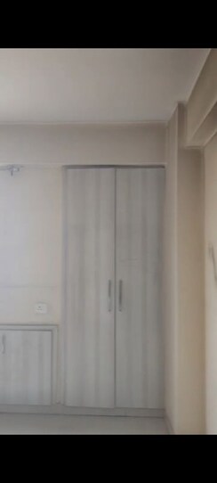 3 BHK Apartment For Sale in Oxirich Avenue