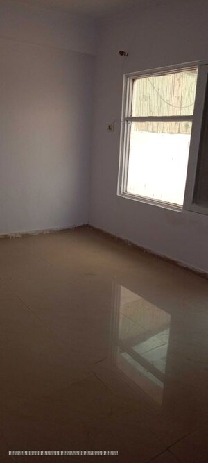 Room in 3 BHK Apartment at Oxirich Avenue, Ahinsa Khand 2 – for Sale