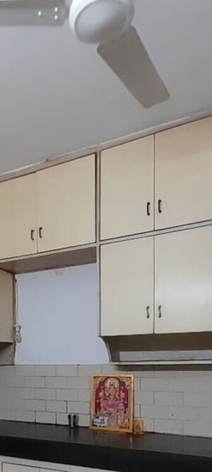 Furnished Amenities in 2 BHK Independent House at RWA Apartments, Sector 31 – for Rent