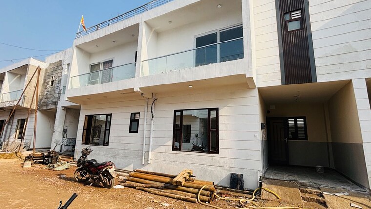 Exterior View, kingson-green-villa-phase-2 3 Bedroom 2400 Sq.Ft. Villa In Panchsheel Green Greater Noida 10586871