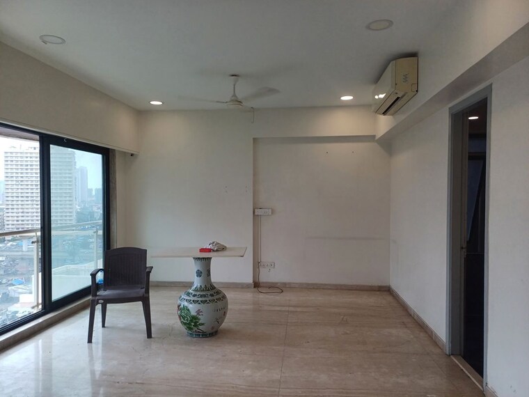 Room, dlh-sorrento 4 Bedroom 1100 Sq.Ft. Apartment In Veera Desai Road Mumbai 10586879