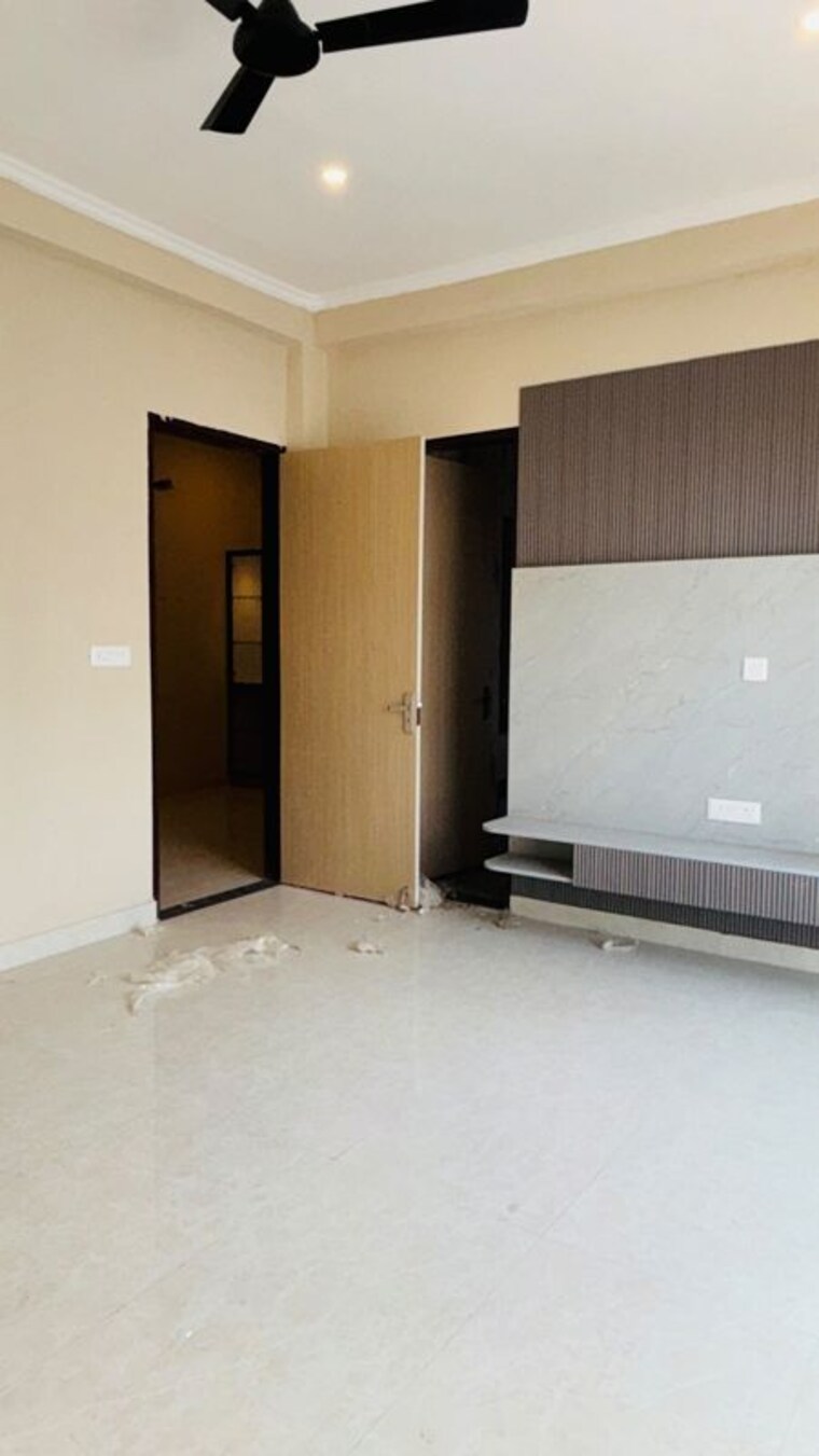 Room, kingson-green-villa-phase-2 3 Bedroom 2400 Sq.Ft. Villa In Panchsheel Green Greater Noida 10586898