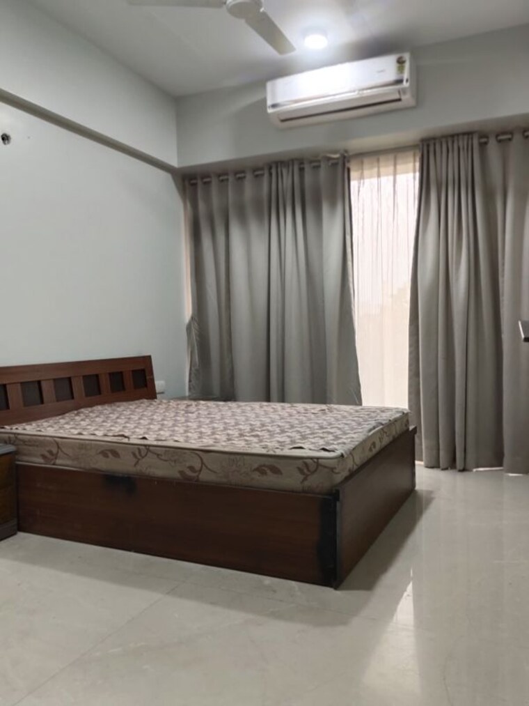 Bedroom, transcon-triumph-tower 2 Bedroom 864 Sq.Ft. Apartment In Andheri West Mumbai 10586895