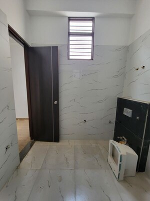 Bathroom in 3 BHK Builder Floor at Kingson Green Villa Phase 2, Panchsheel Green – for Sale