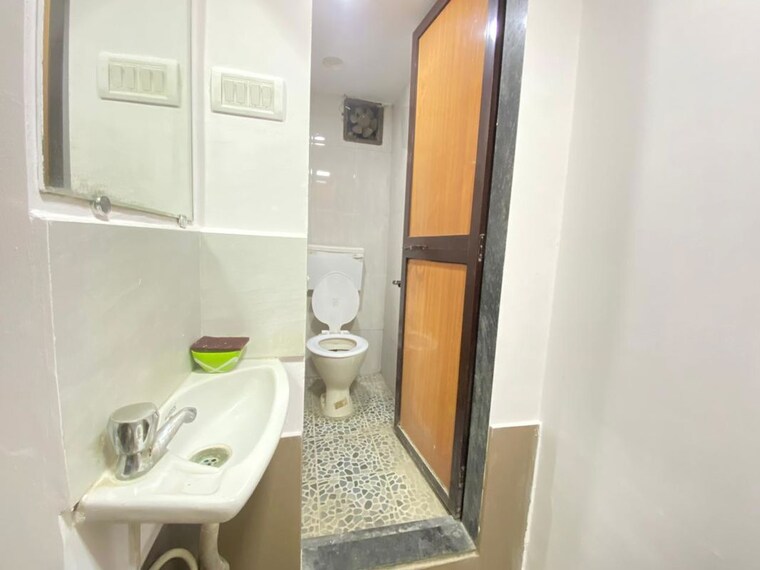undefined, goregaon east Commercial Office Space 1200 Sq.Ft. In Goregaon East Mumbai 10586906