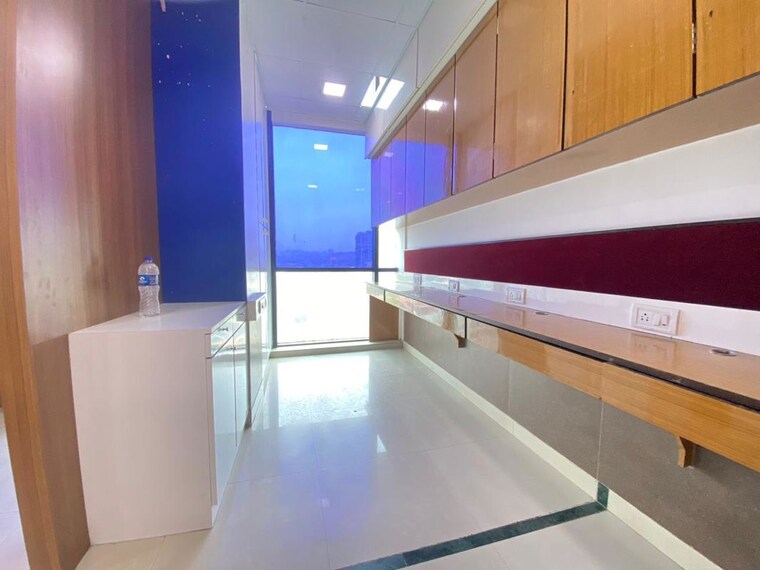 Kitchen, goregaon east Commercial Office Space 1200 Sq.Ft. In Goregaon East Mumbai 10586906