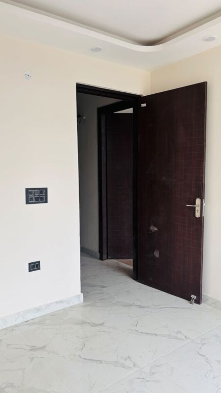 Room, kingson-green-villa 3 Bedroom 2300 Sq.Ft. Villa In Sector 16 Greater Noida Greater Noida 10586908