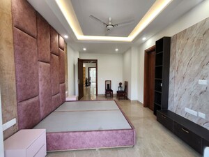 Bedroom in 6+ BHK Independent House at Pitampura – for Sale