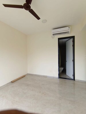 Room in 2 BHK Apartment at Tata Serein, Pokhran Road No Two – for Rent