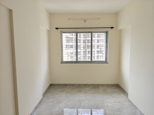 Room in 1 BHK Apartment at Aanand Jai Bhavani CHS LTD SRA Project, Pokhran Road No Two – for Rent
