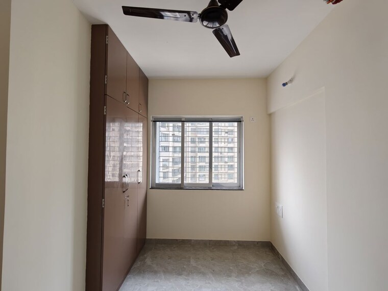 Room, aanand-jai-bhavani-chs-ltd-sra-project 1 Bedroom 309 Sq.Ft. Apartment In Pokhran Road No Two Thane 10586928