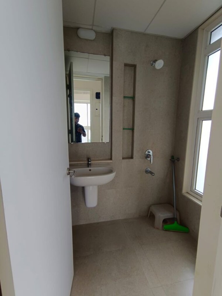 Bathroom, tata-serein 2 Bedroom 1050 Sq.Ft. Apartment In Pokhran Road No Two Thane 10586951