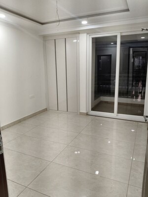 Room in 3 BHK Apartment at Sushma Valencia, International Airport Road – for Rent