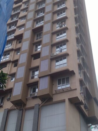 1.5 BHK + Prayer Room Apartment For Rent in New Shankar Premises CHS in Dadar West, Mumbai