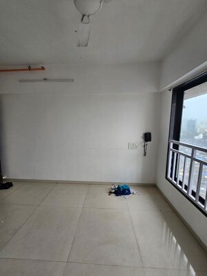 Room in 1 BHK Apartment at Avant Heritage, Jogeshwari East – for Rent