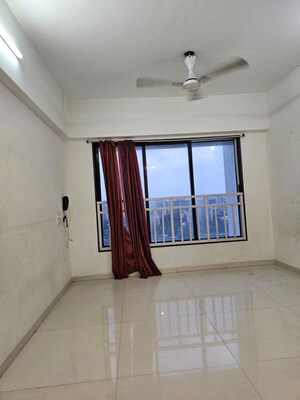 Room in 1 BHK Apartment at Avant Heritage, Jogeshwari East – for Rent