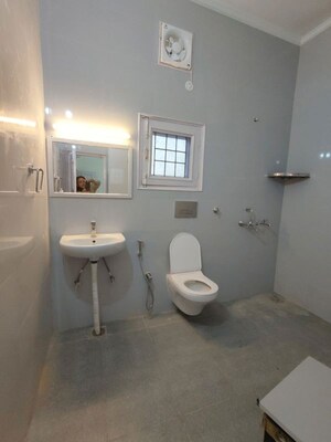 Bathroom in 3 BHK Independent House at Sector 43 – for Rent