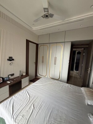 Bedroom in 2.5 BHK Apartment at Govardhangiri, Goregaon West – for Rent