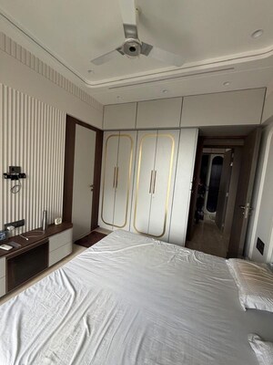 Bedroom in 2.5 BHK Apartment at Govardhangiri, Goregaon West – for Rent