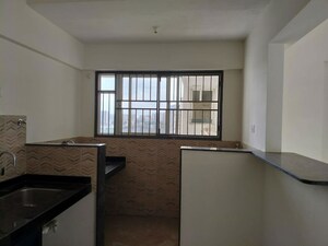 Room in 4 BHK Apartment at Kohinoor Viva Pixel, Dhanori – for Rent