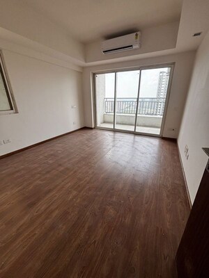 Room in 3.5 BHK Apartment at Godrej Air Sector 85, Sector 85 – for Rent